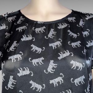 Forever 21 Women's Medium Leopard Print  Blouse